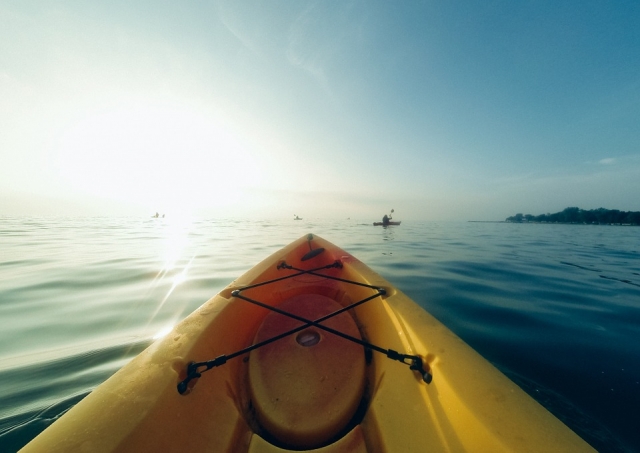  Canoe in the sea 
